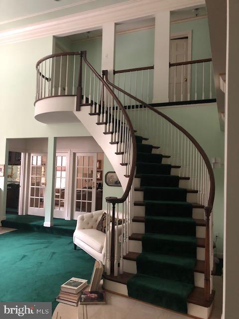 HUNTINGTON WOODS - Residential