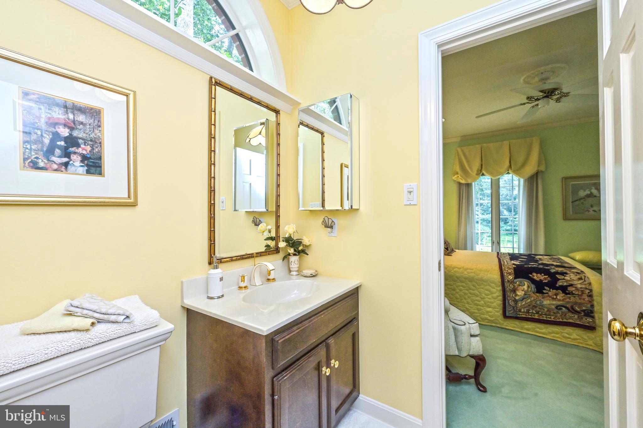 HUNTINGTON WOODS - Residential