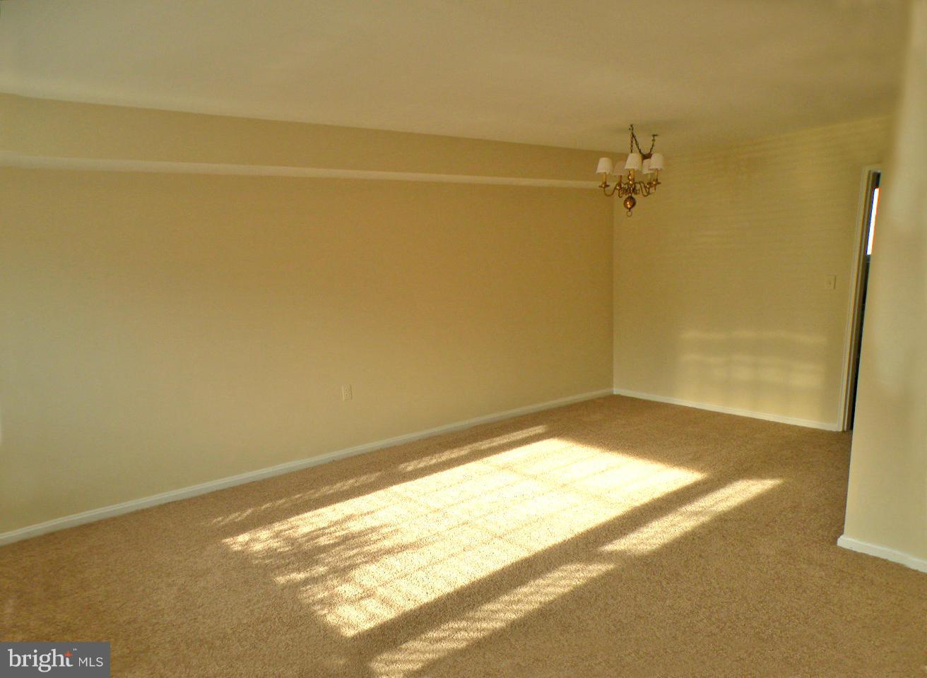 FAIRLINGTON TOWNE - Residential