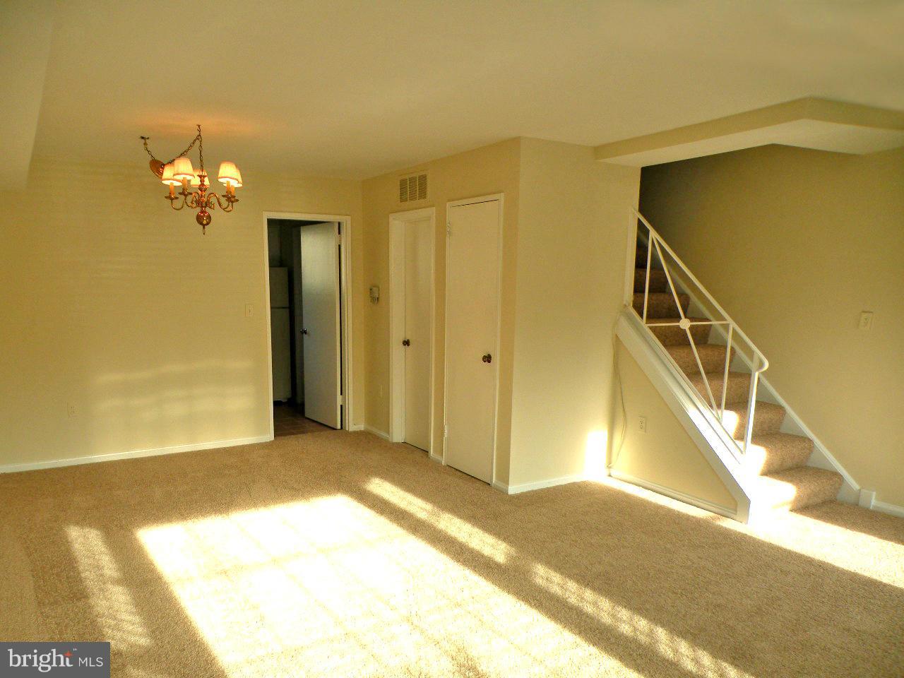 FAIRLINGTON TOWNE - Residential