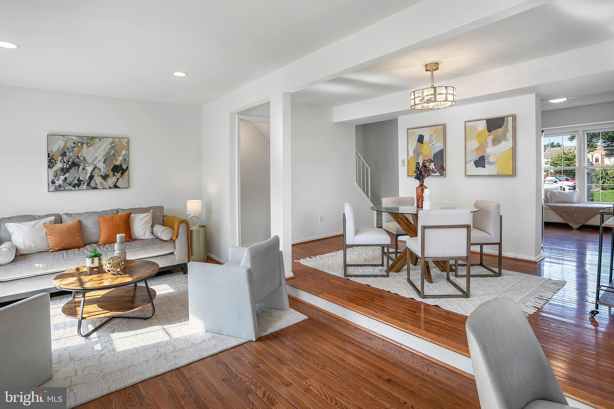 VILLAGE PARK - Residential