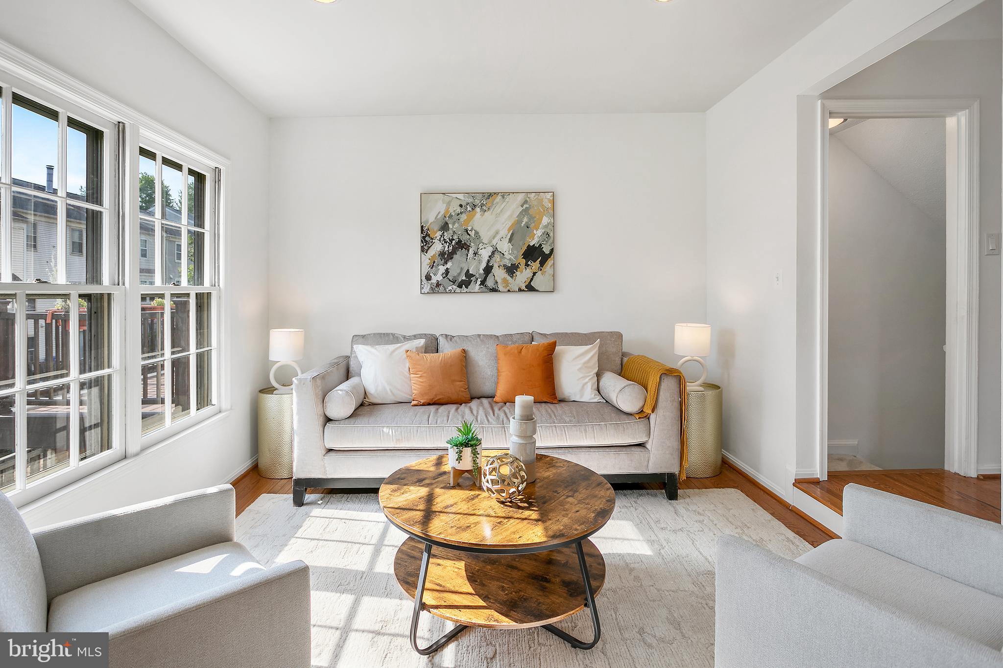 VILLAGE PARK - Residential