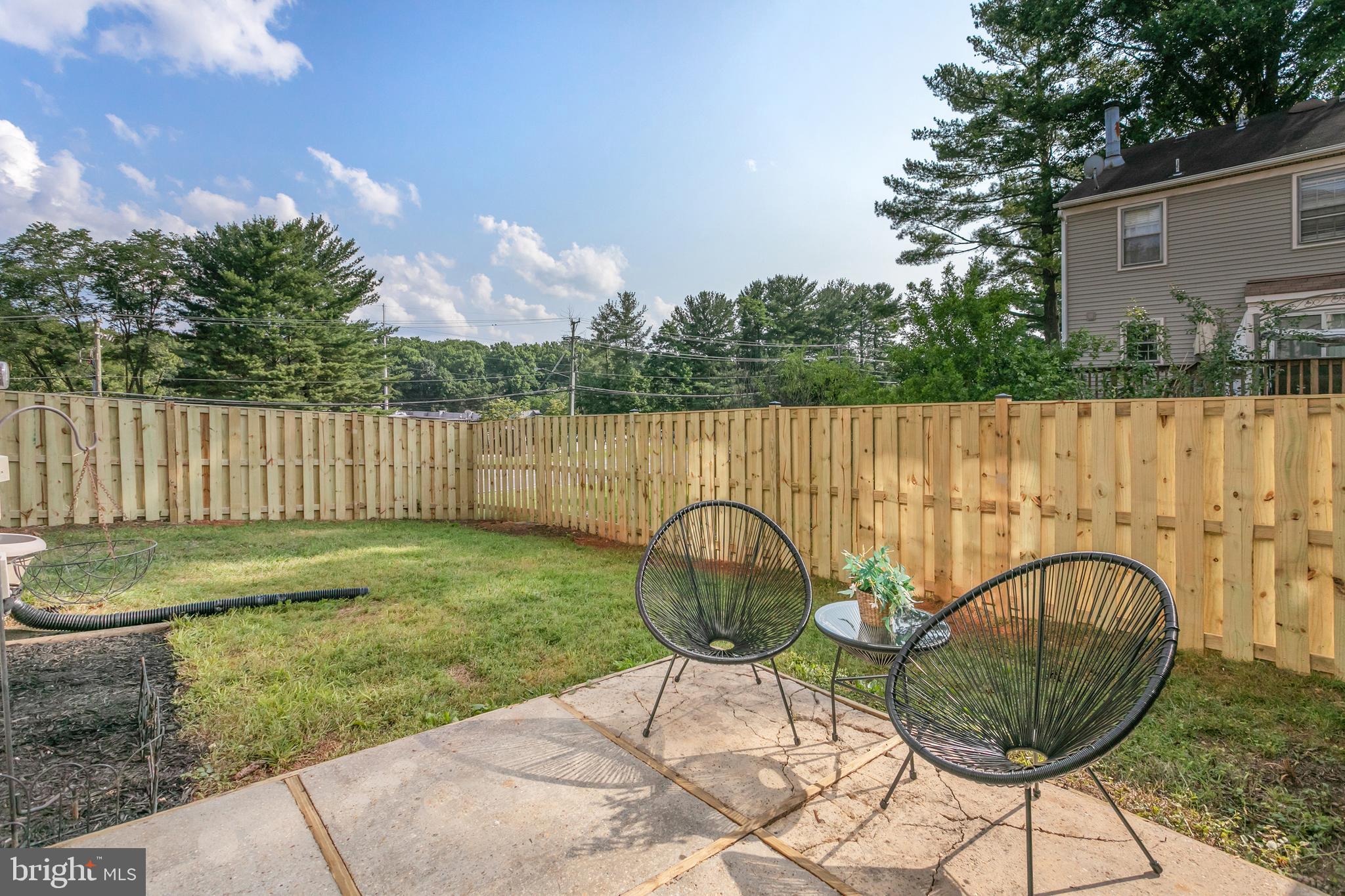 VILLAGE PARK - Residential