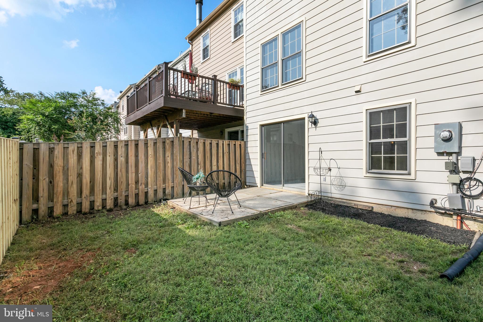 VILLAGE PARK - Residential