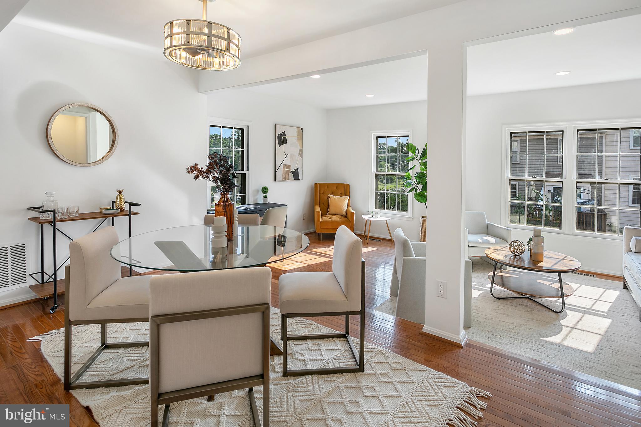 VILLAGE PARK - Residential