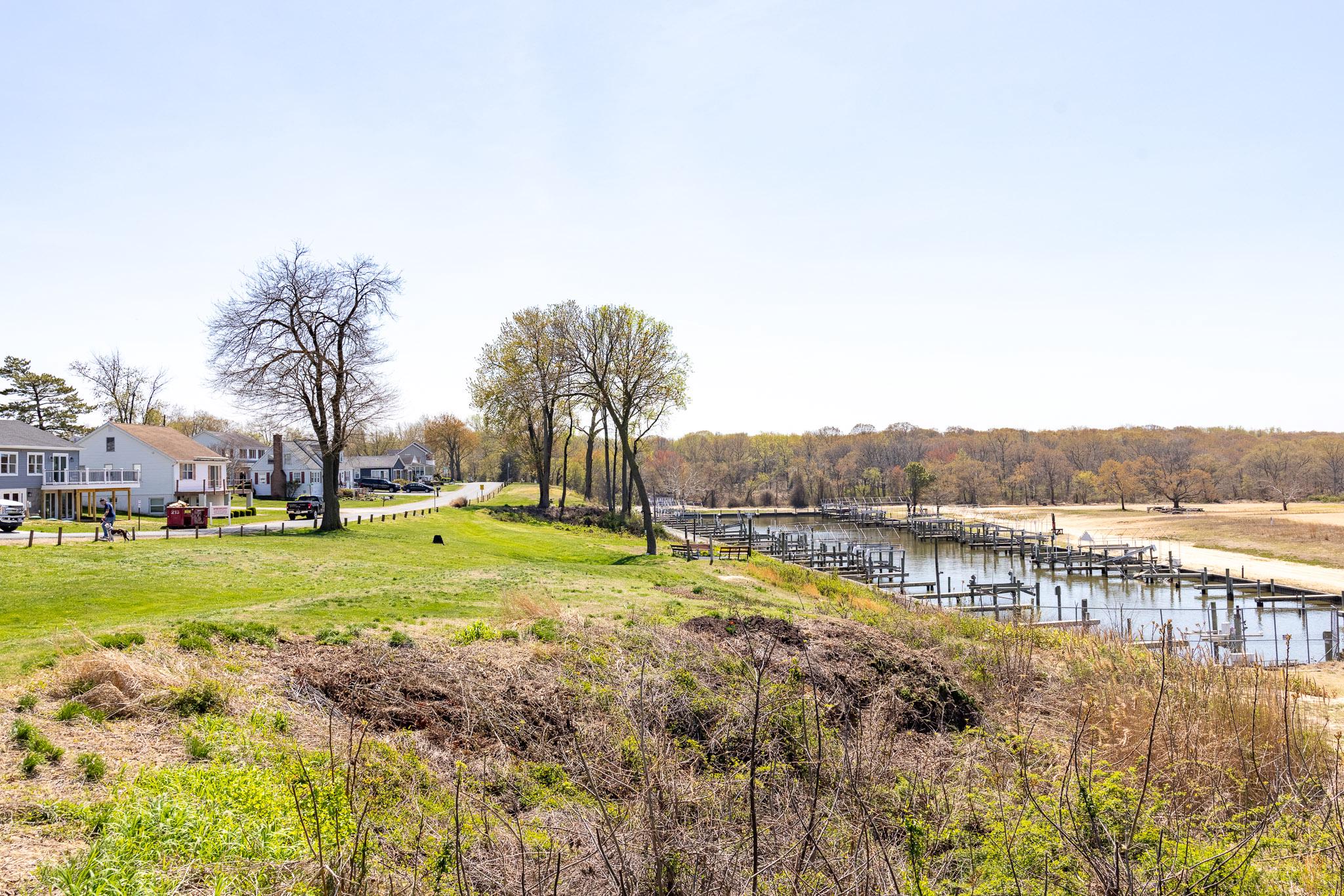 CRYSTAL BEACH MANOR - Residential