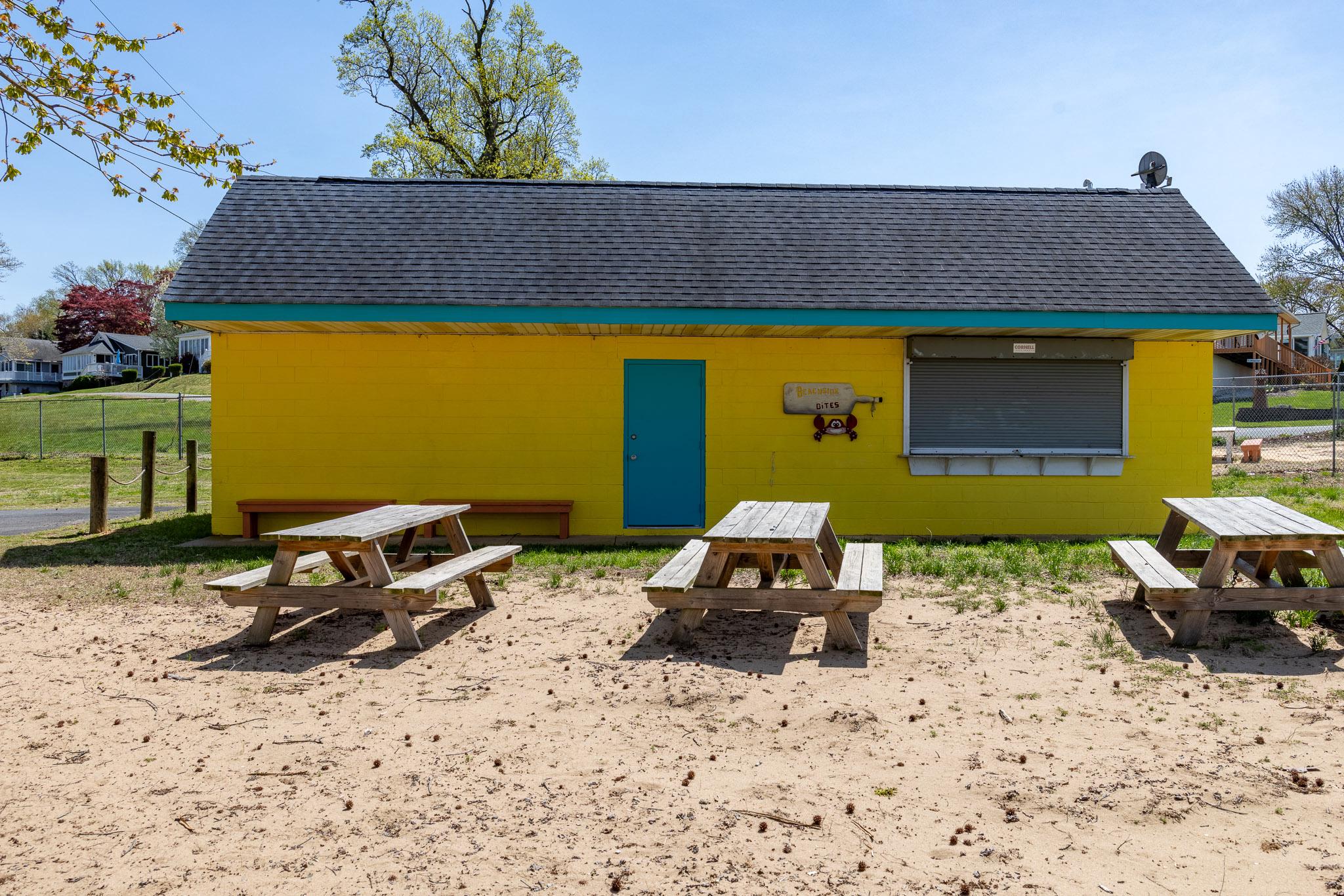 CRYSTAL BEACH MANOR - Residential