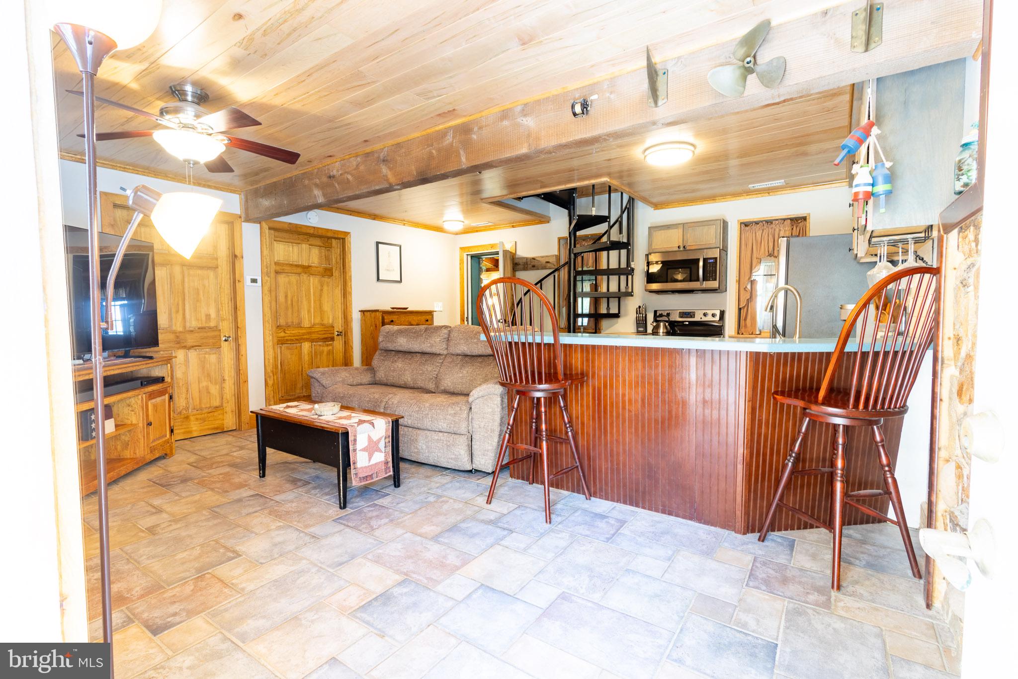 CRYSTAL BEACH MANOR - Residential