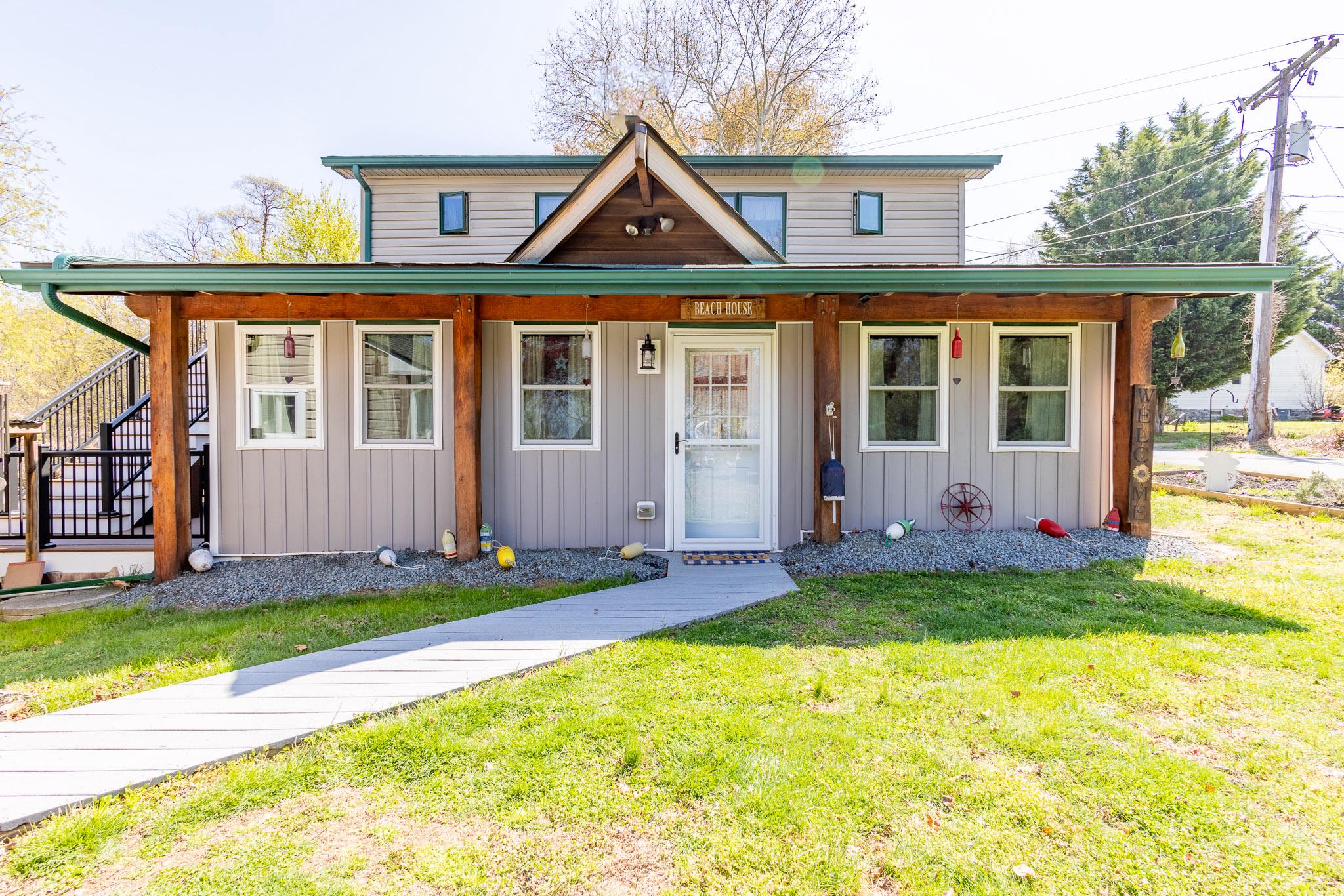 CRYSTAL BEACH MANOR - Residential