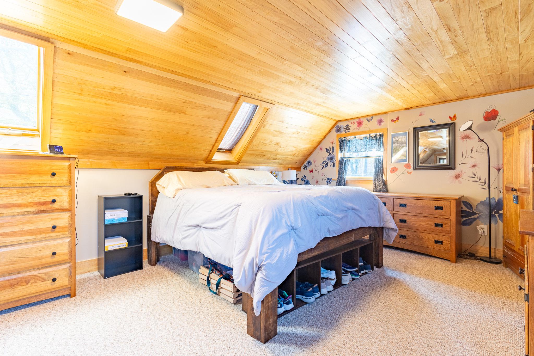 CRYSTAL BEACH MANOR - Residential