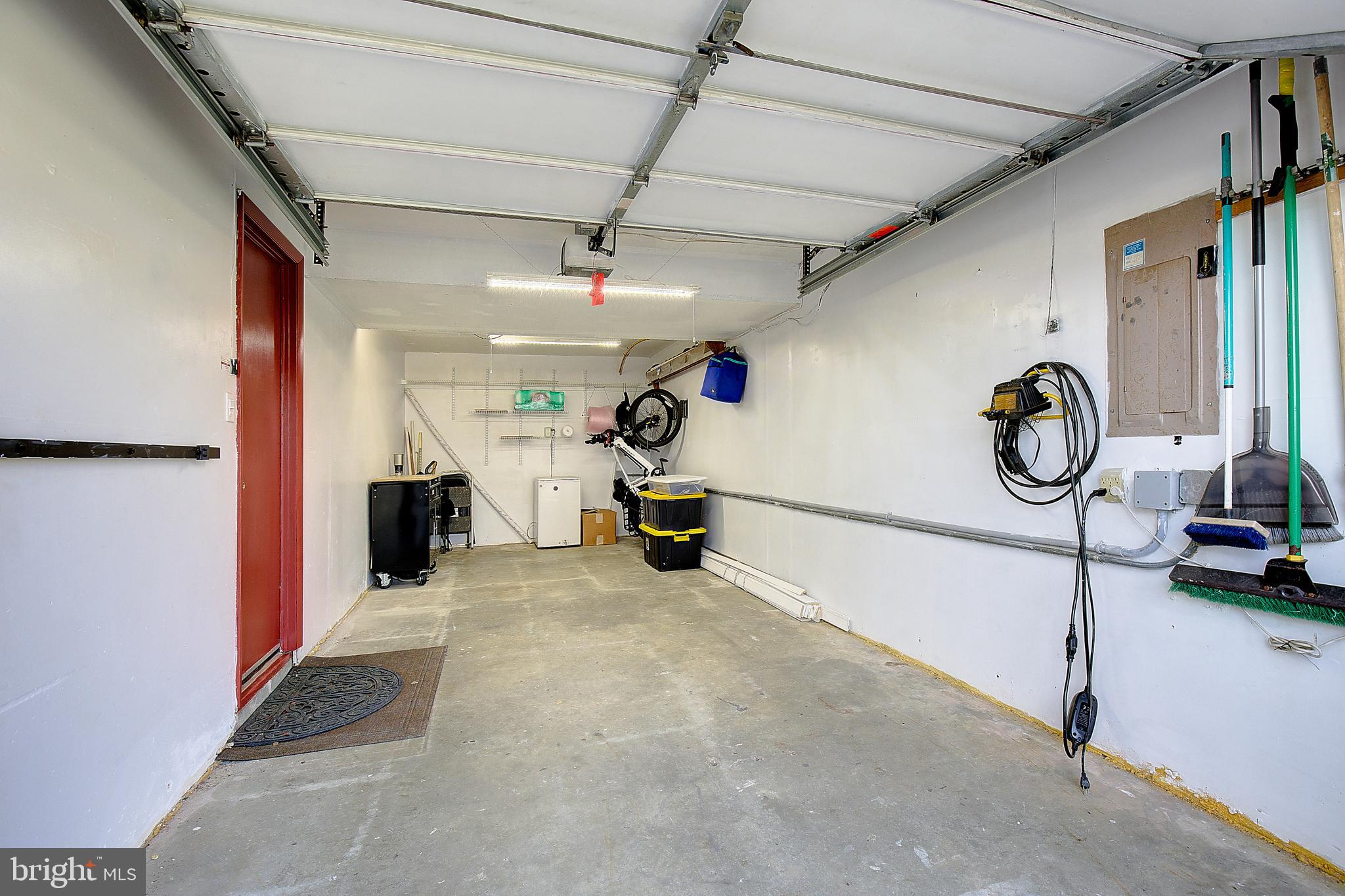 FOUR SEASONS ESTATES - Residential