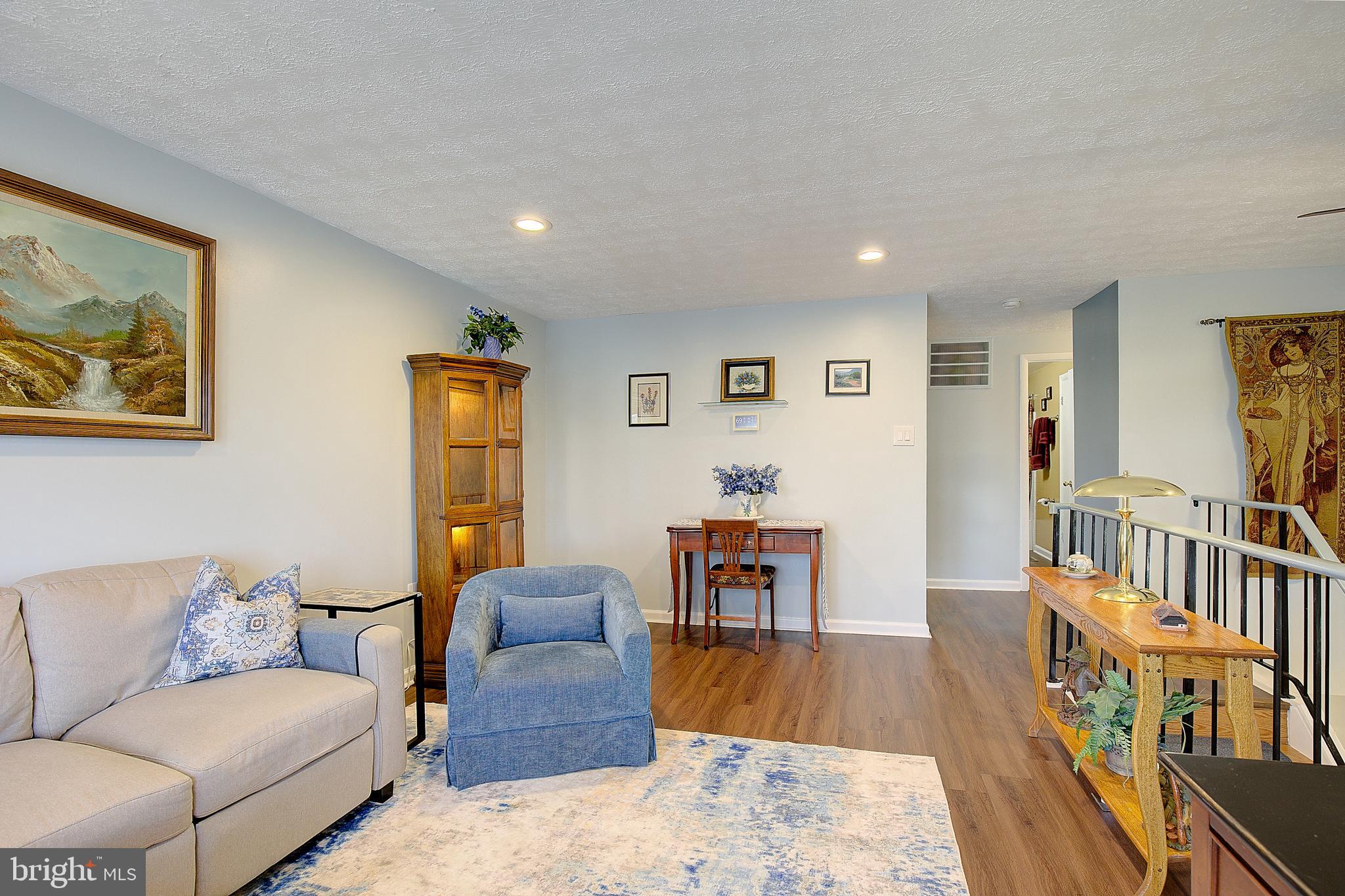 FOUR SEASONS ESTATES - Residential