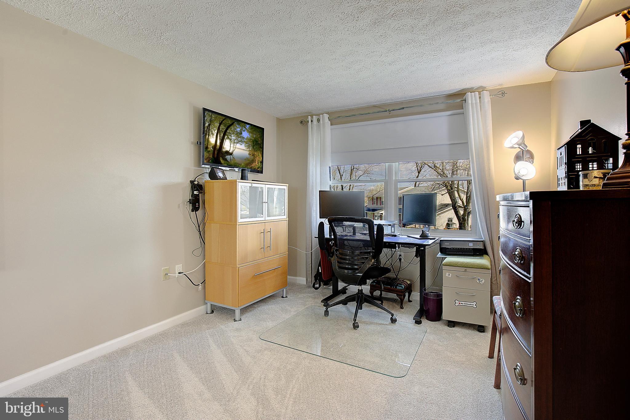 FOUR SEASONS ESTATES - Residential