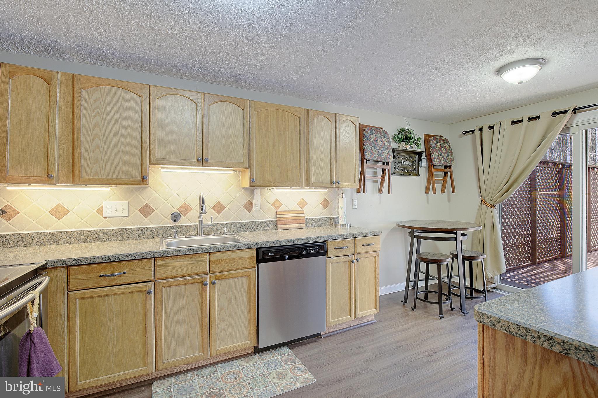 FOUR SEASONS ESTATES - Residential