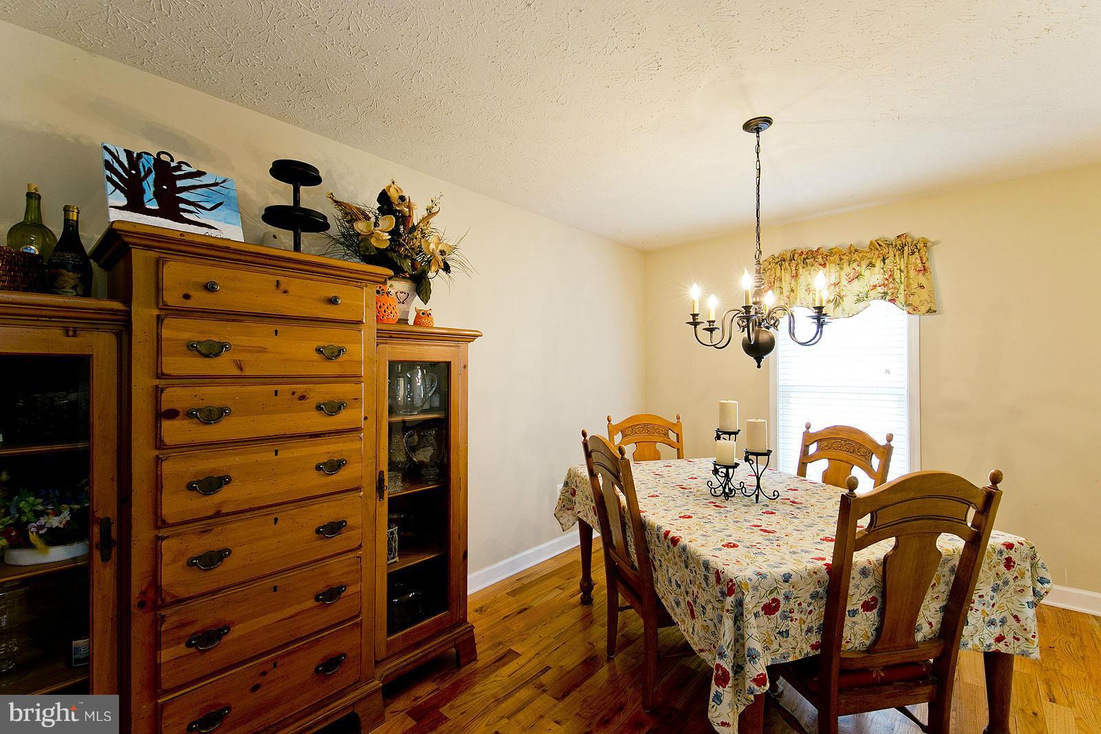 FOUNDERS LANDING - Residential