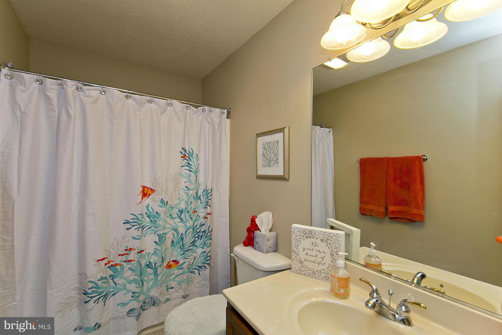 FOUNDERS LANDING - Residential