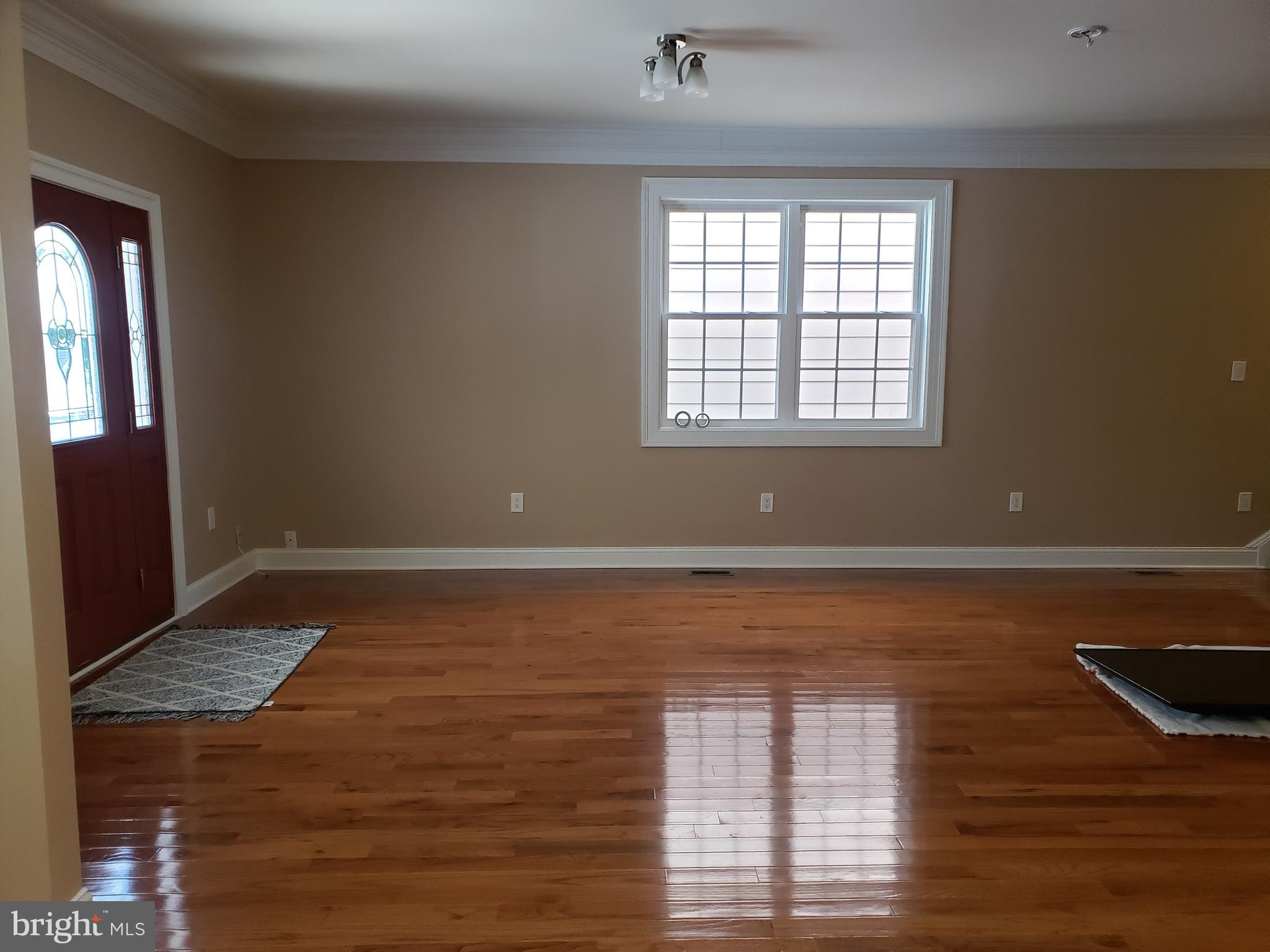 ANNANDALE ACRES - Residential Lease