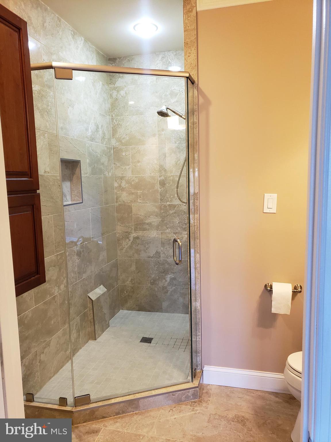 ANNANDALE ACRES - Residential Lease