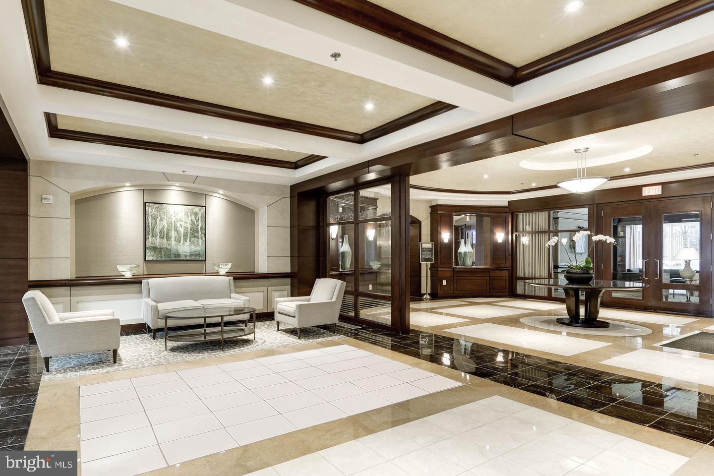 RESIDENCES AT LIBERTY CENTER - Residential Lease