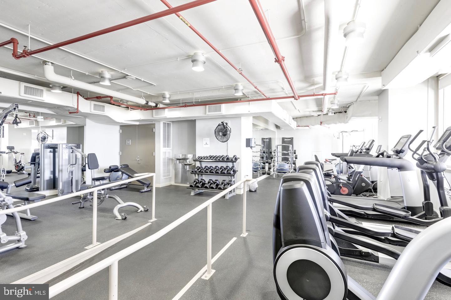 RESIDENCES AT LIBERTY CENTER - Residential Lease