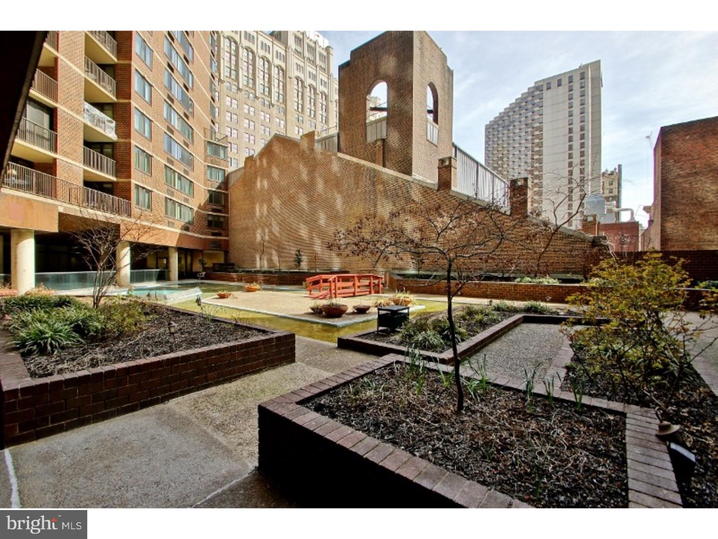 AVENUE OF THE ARTS - Residential