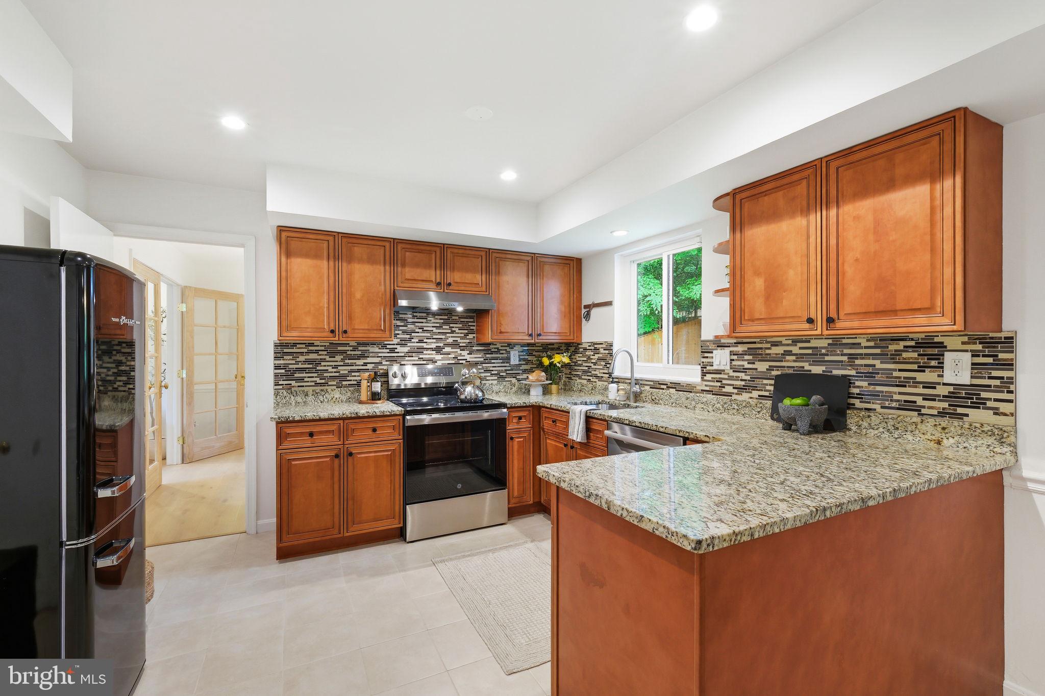 FOX HILLS - Residential