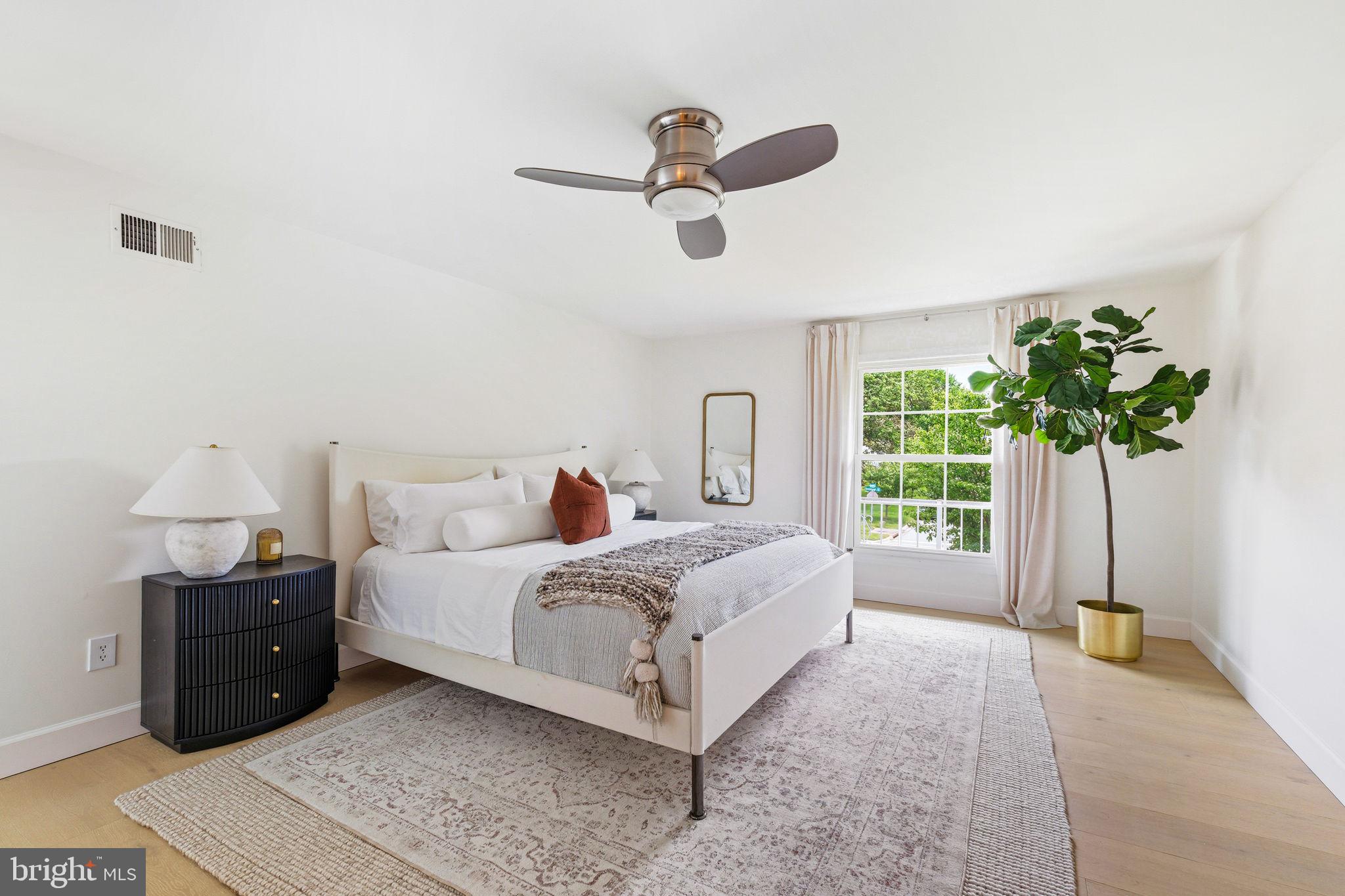 FOX HILLS - Residential