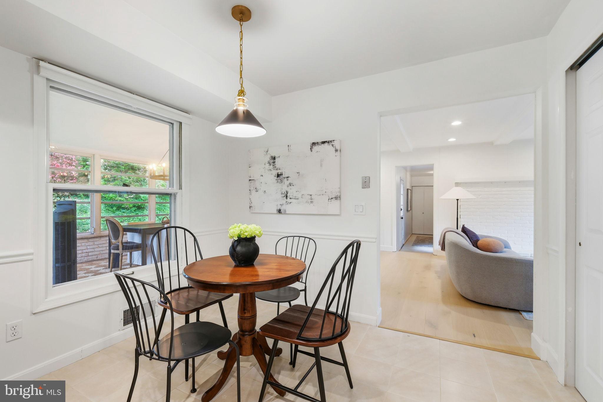 FOX HILLS - Residential