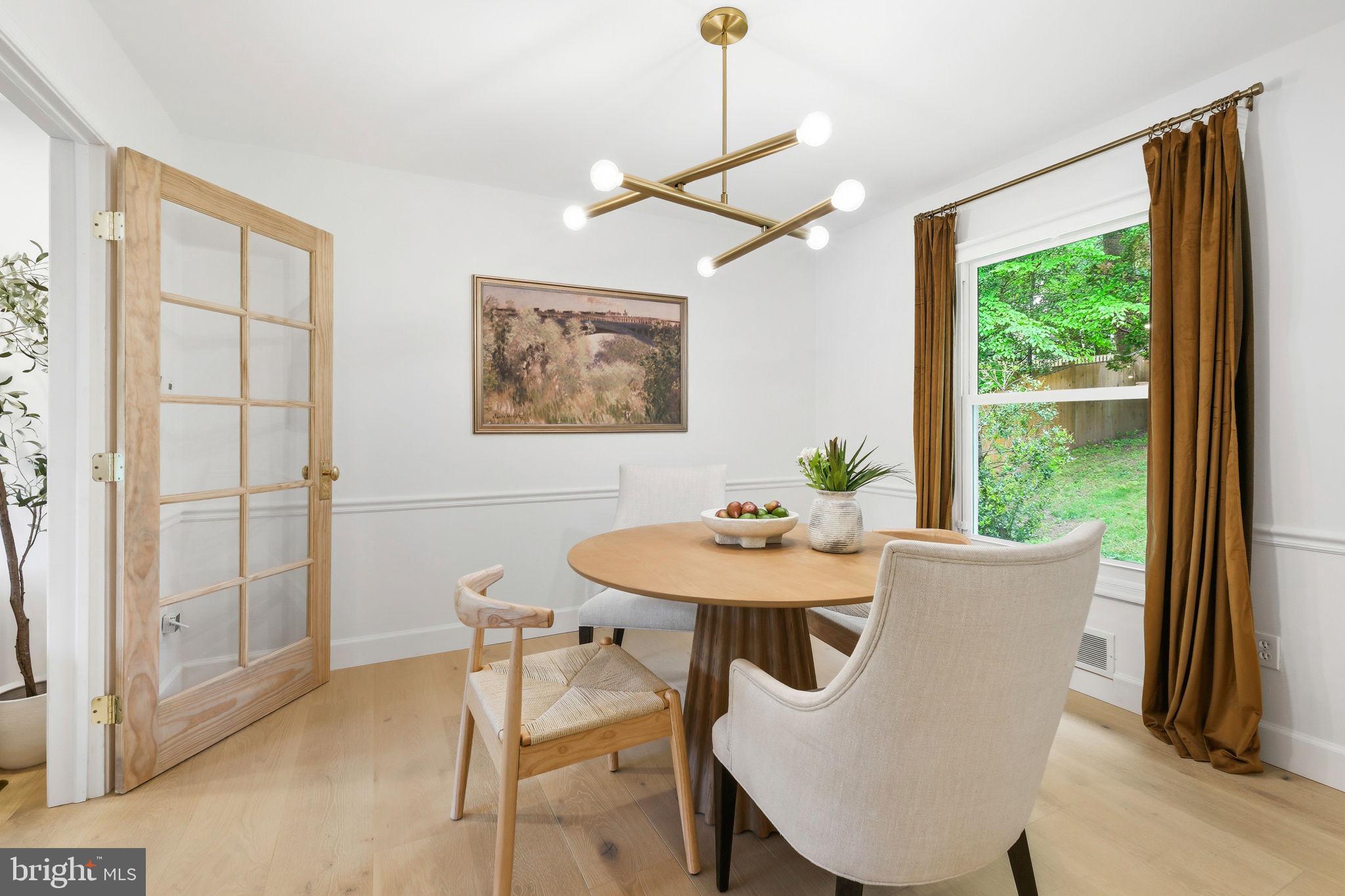 FOX HILLS - Residential