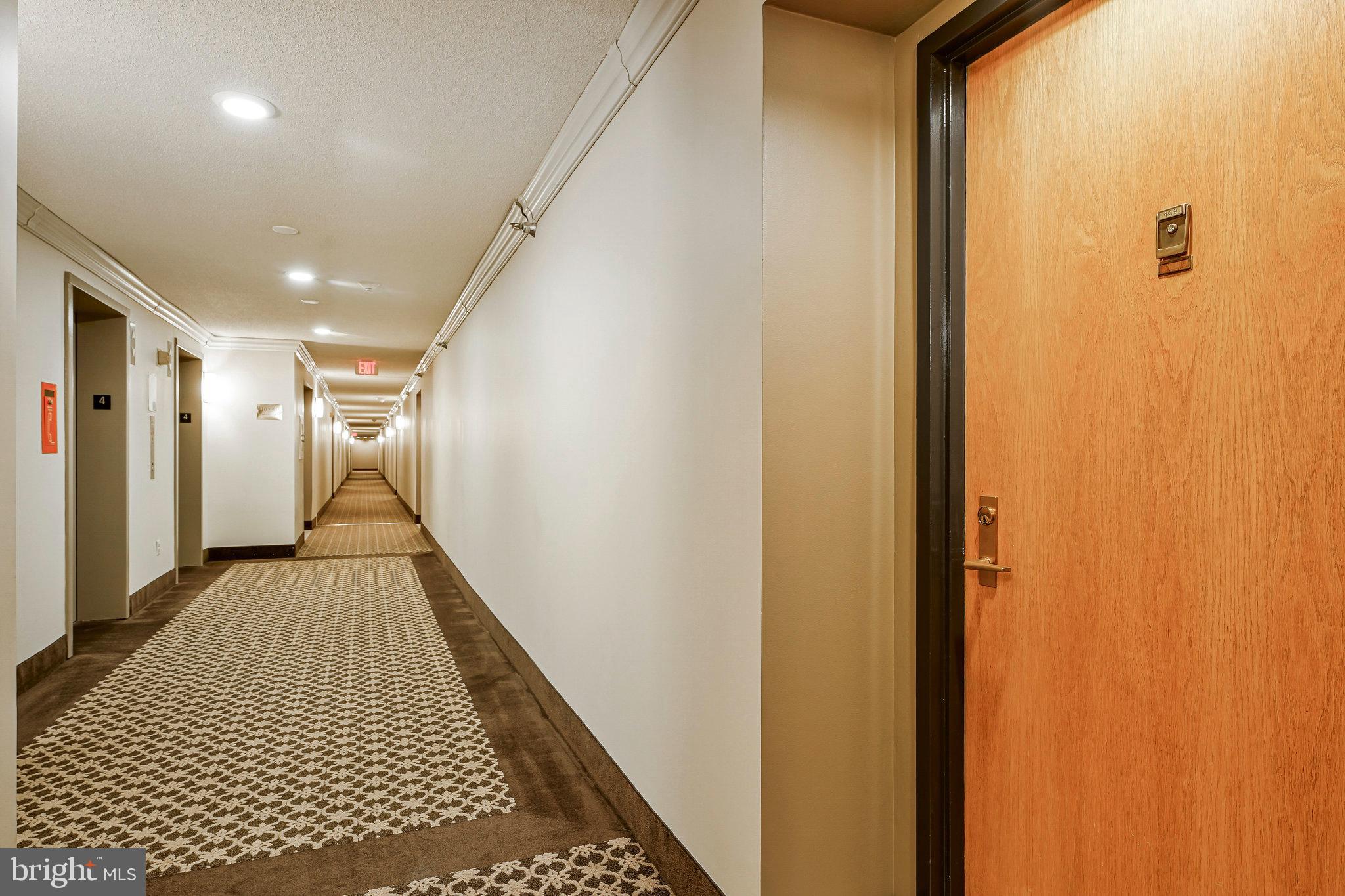 ENCORE OF MCLEAN - Residential