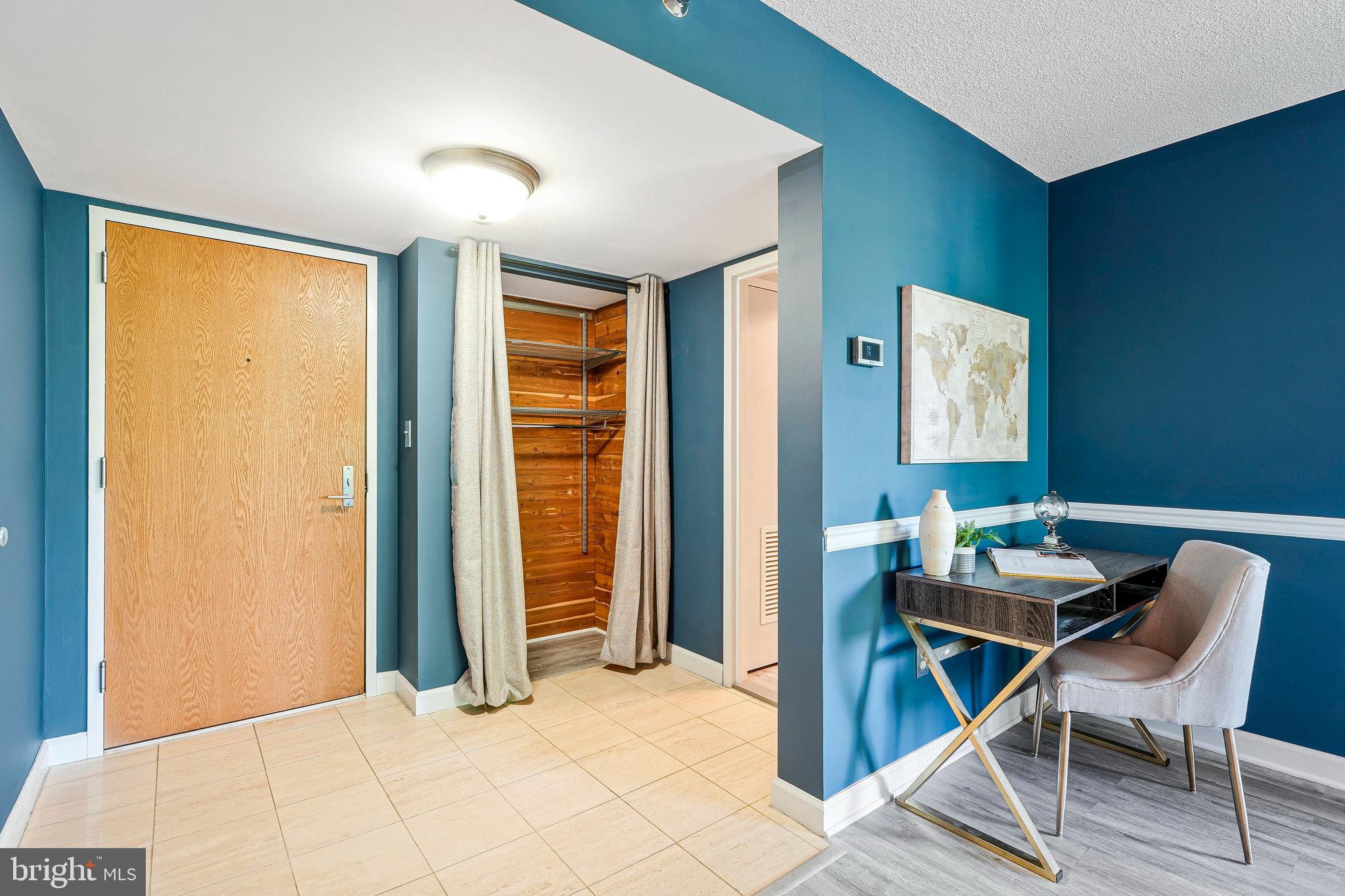 ENCORE OF MCLEAN - Residential