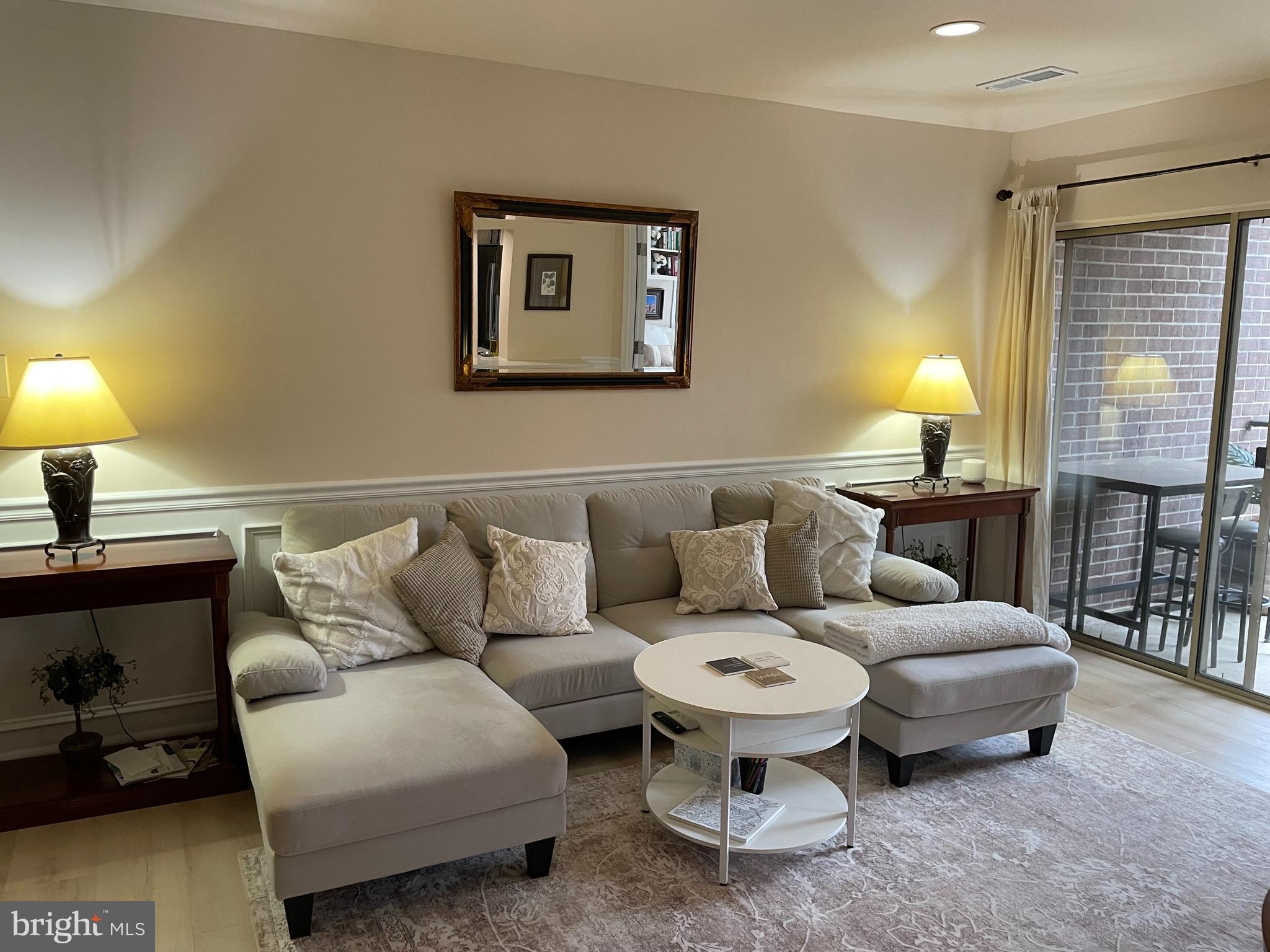 WOODBURN VILLAGE - Residential Lease