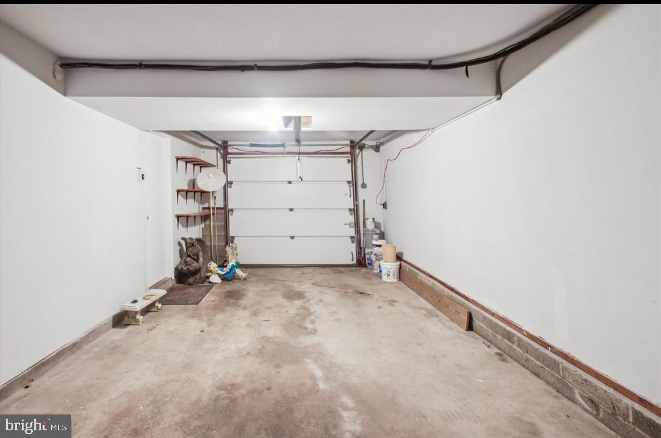 RIPPLING ESTATES - Residential Lease