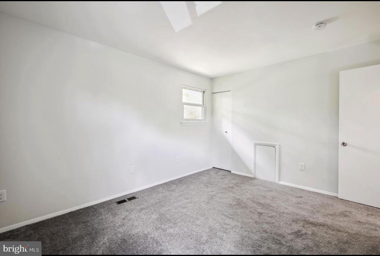 RIPPLING ESTATES - Residential Lease