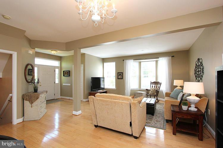 TAVISTOCK FARMS - Residential