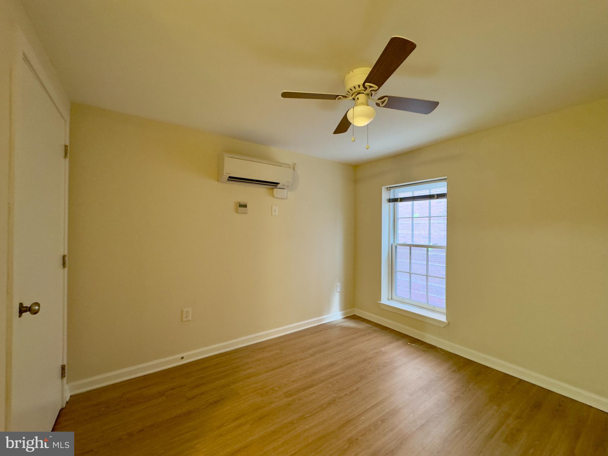 DOWNTOWN - Residential Lease