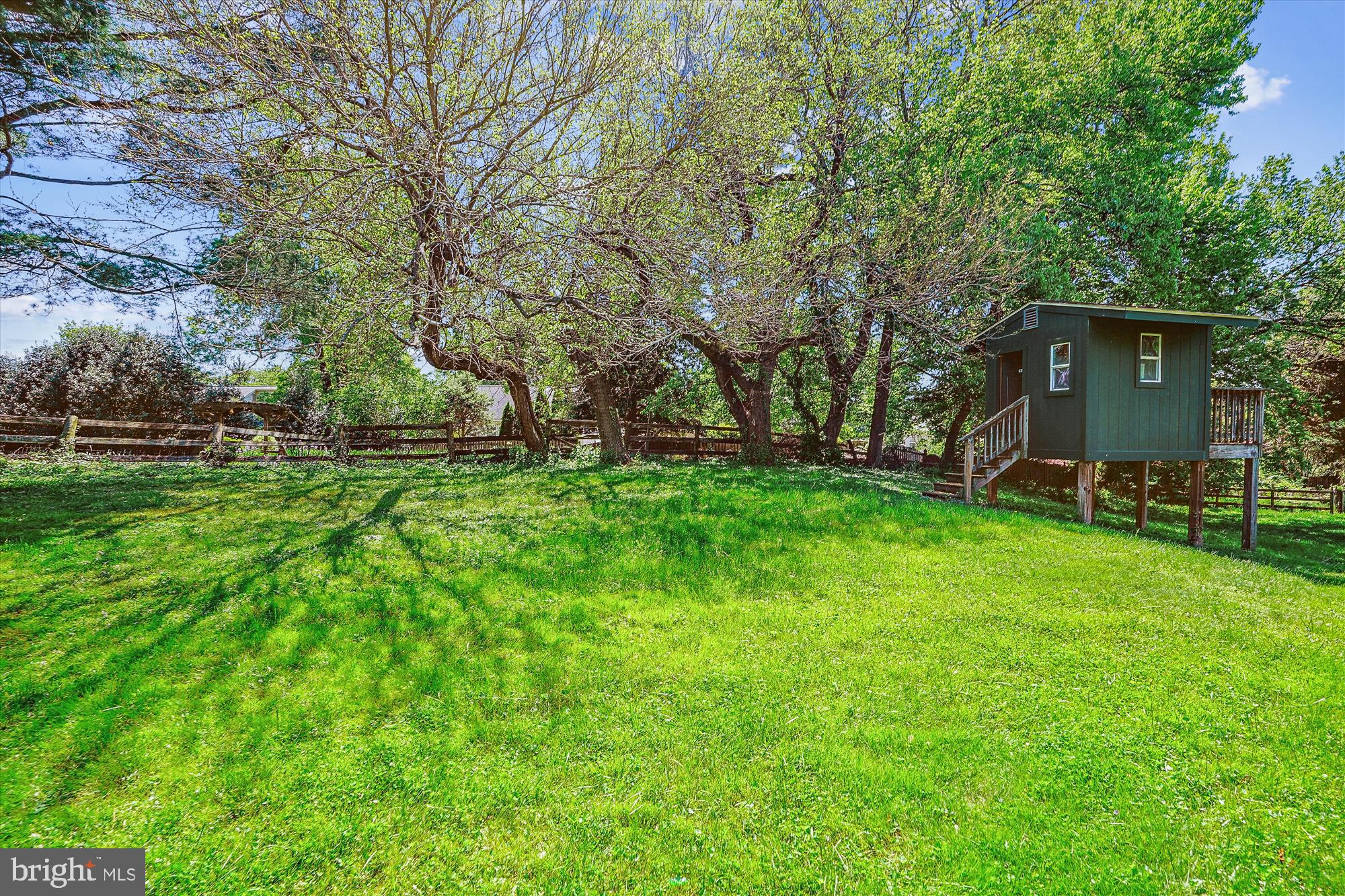 1805 MCGUIRE COURT