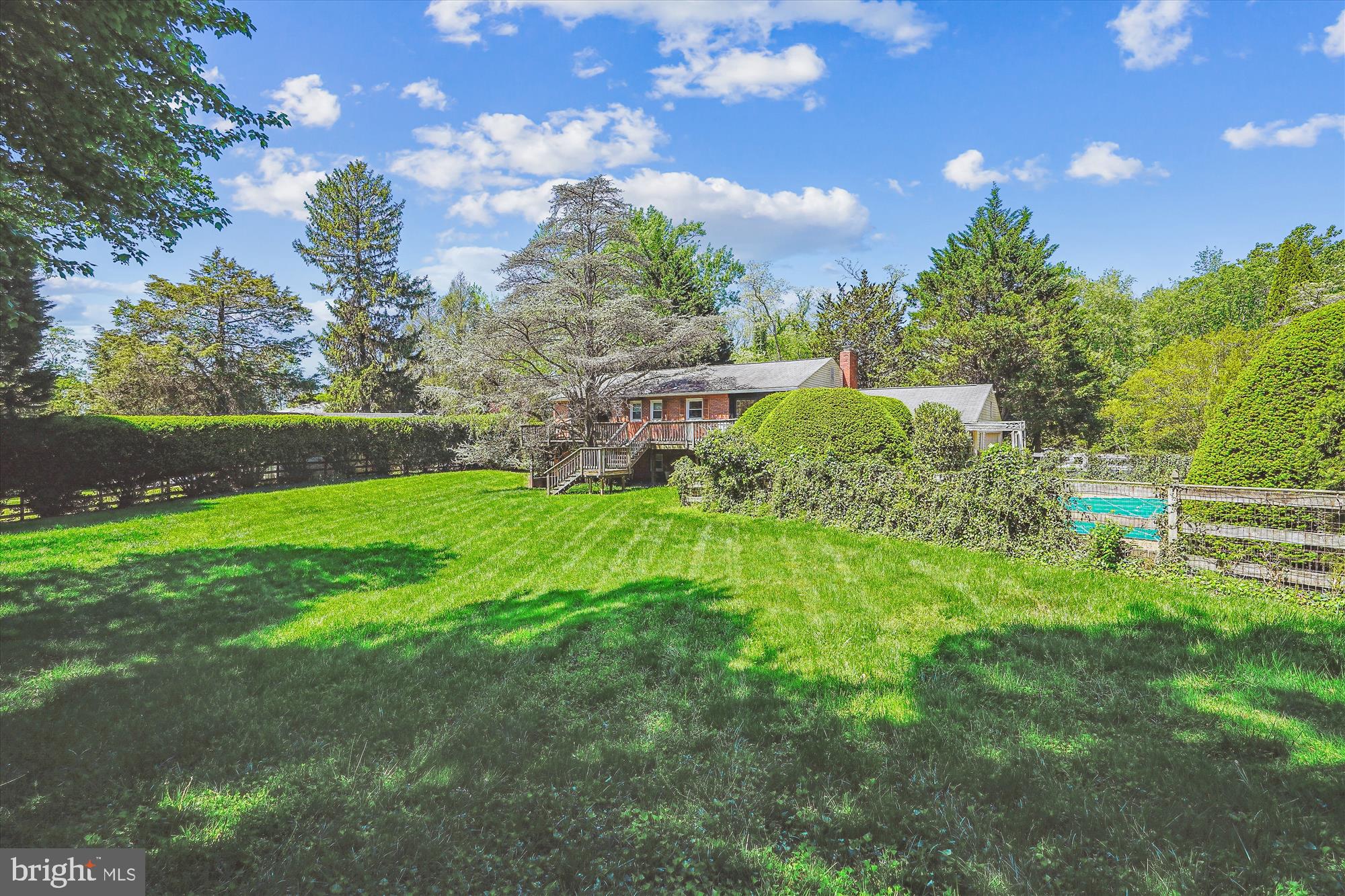 1805 MCGUIRE COURT