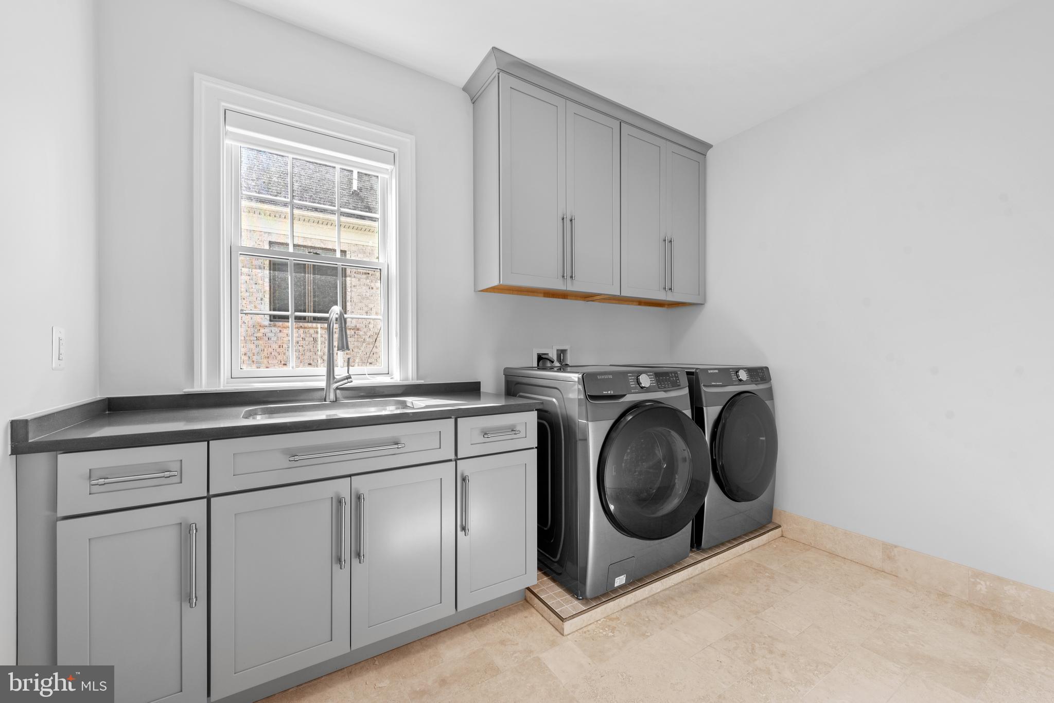 BROYHILL LANGLEY ESTATES - Residential