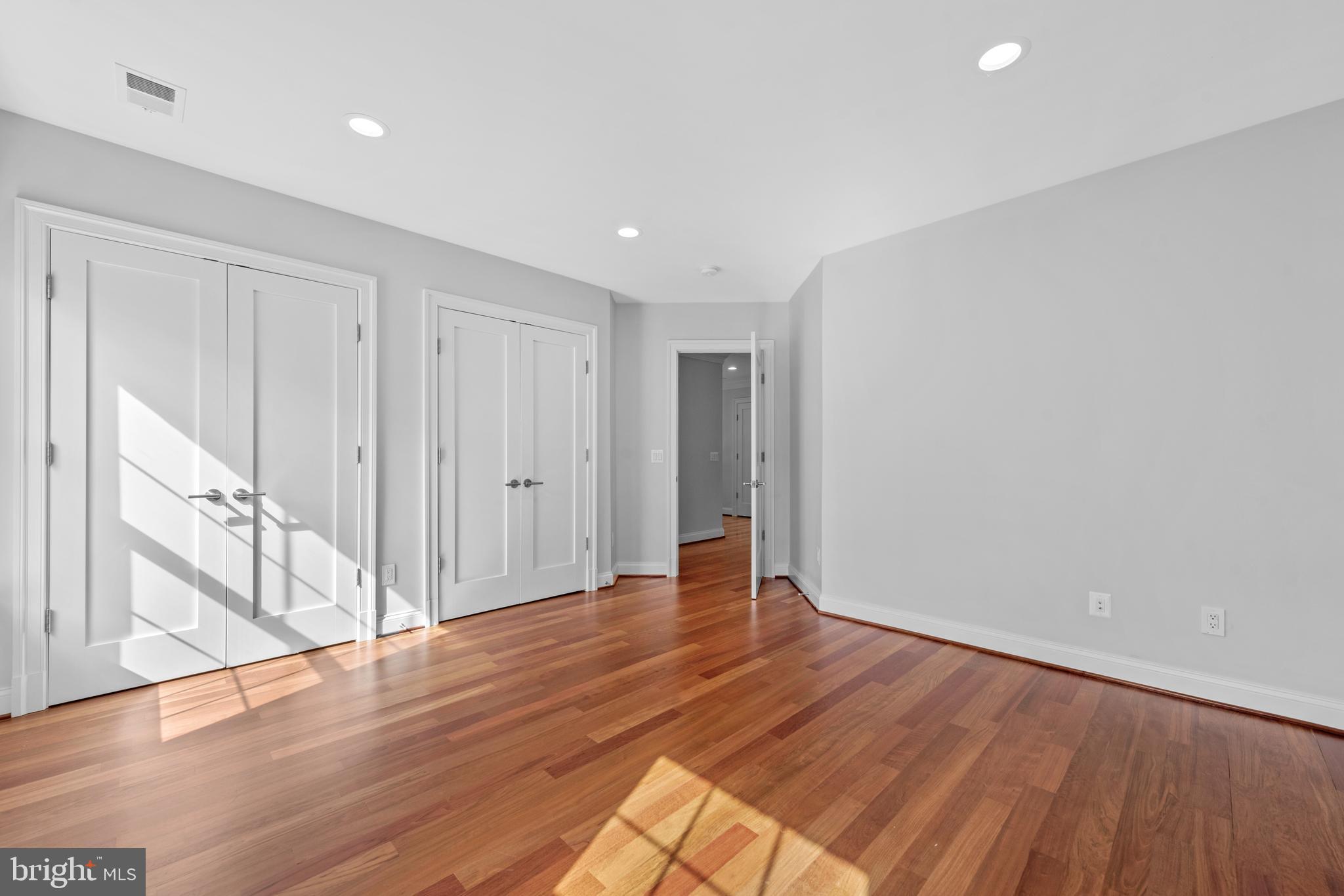 BROYHILL LANGLEY ESTATES - Residential