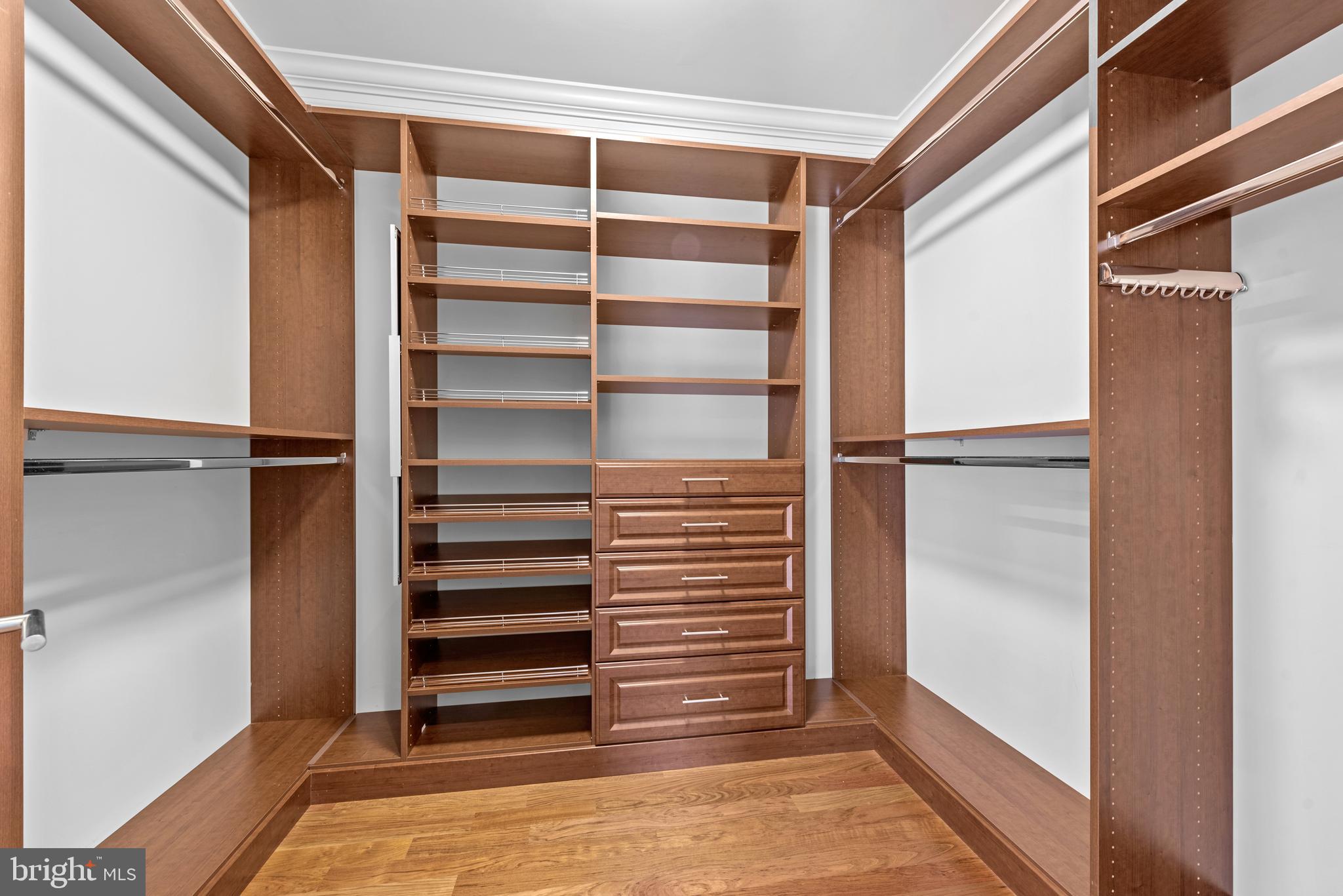 BROYHILL LANGLEY ESTATES - Residential