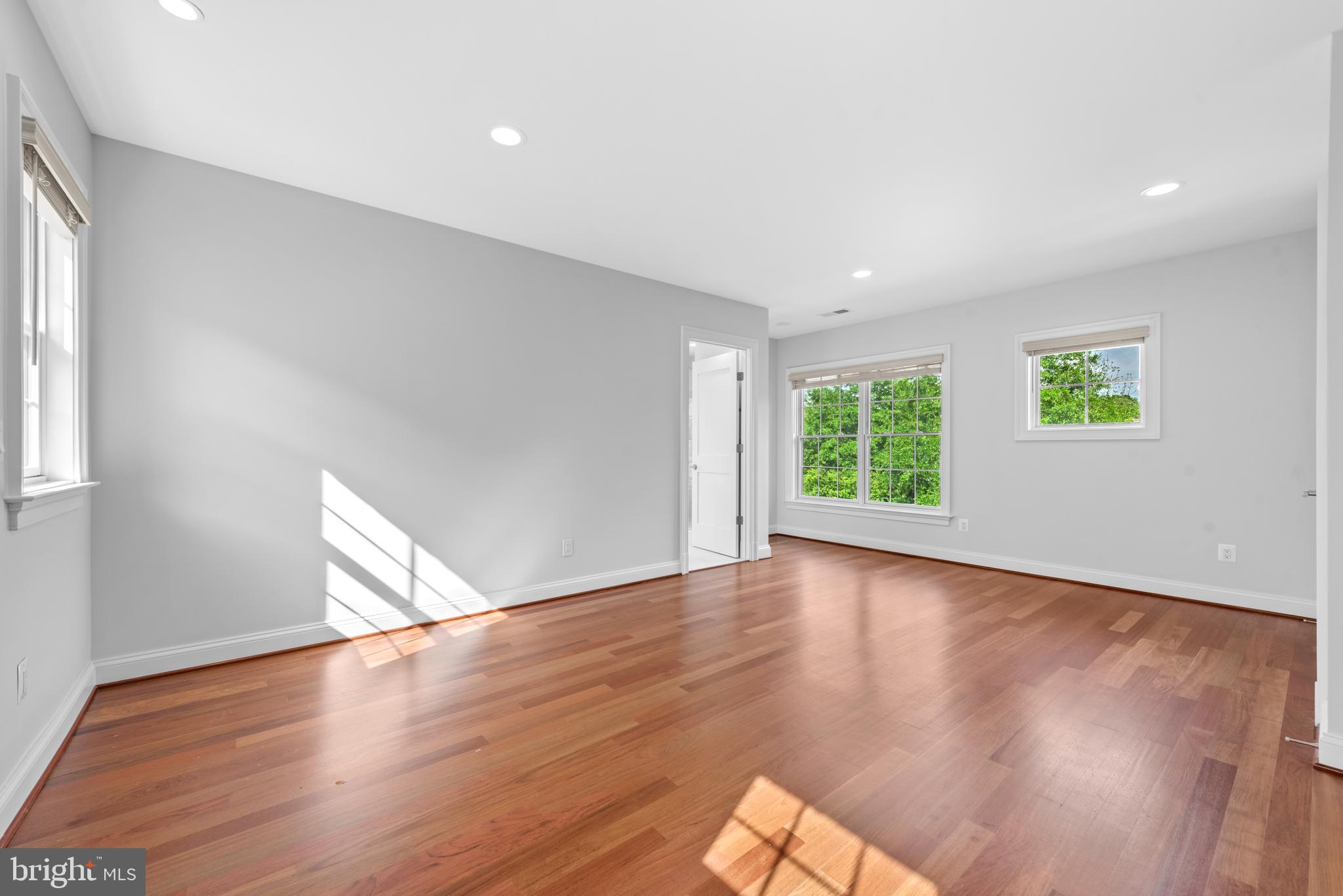 BROYHILL LANGLEY ESTATES - Residential