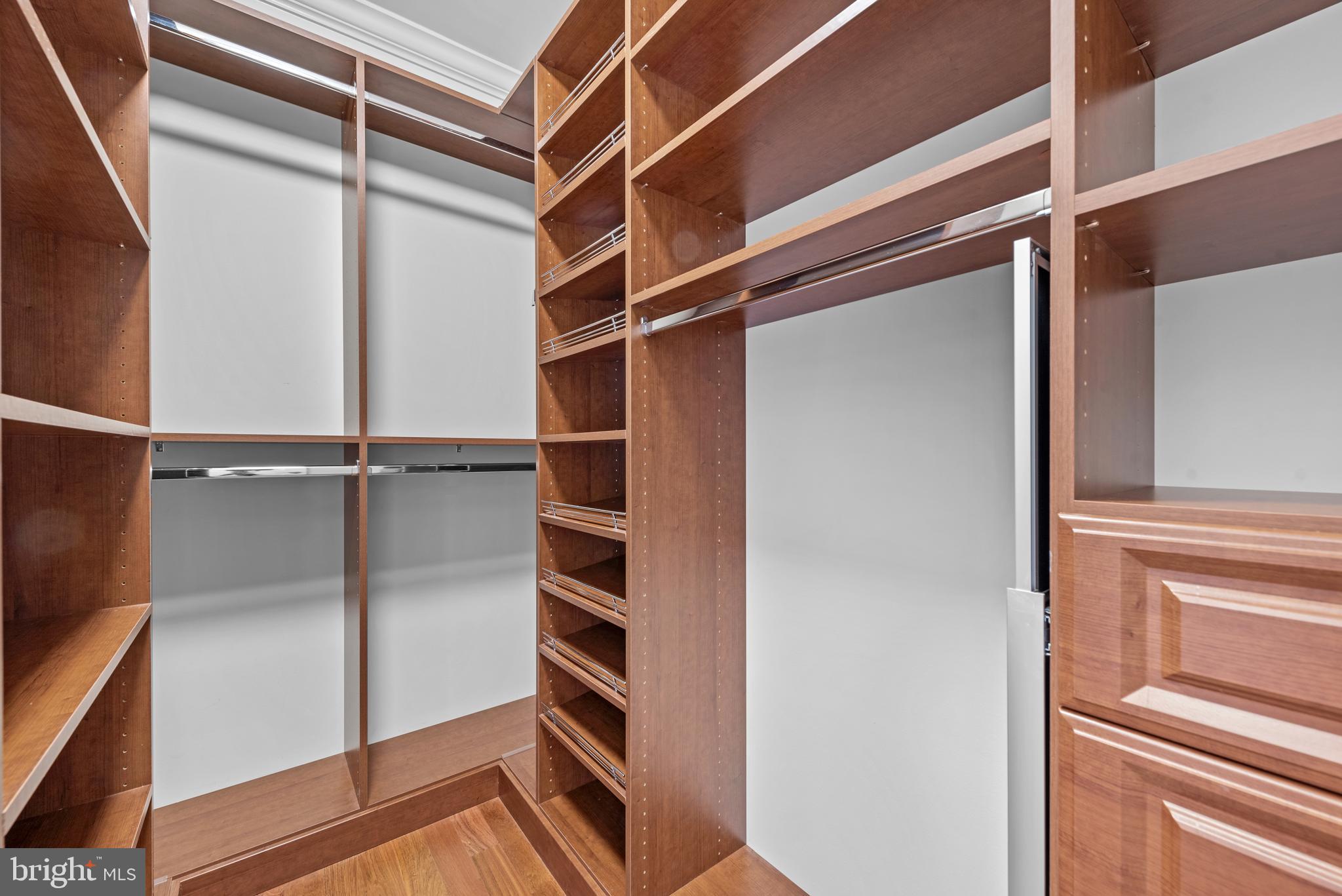 BROYHILL LANGLEY ESTATES - Residential