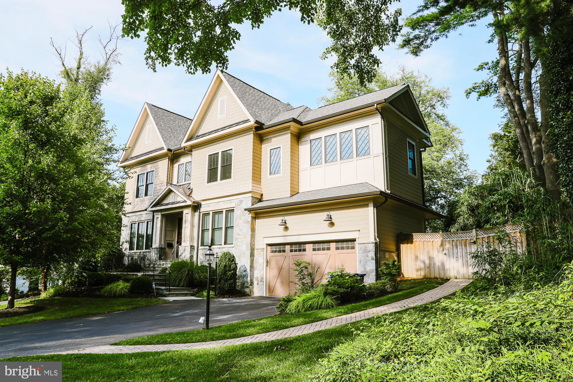 WEST LANGLEY - Residential