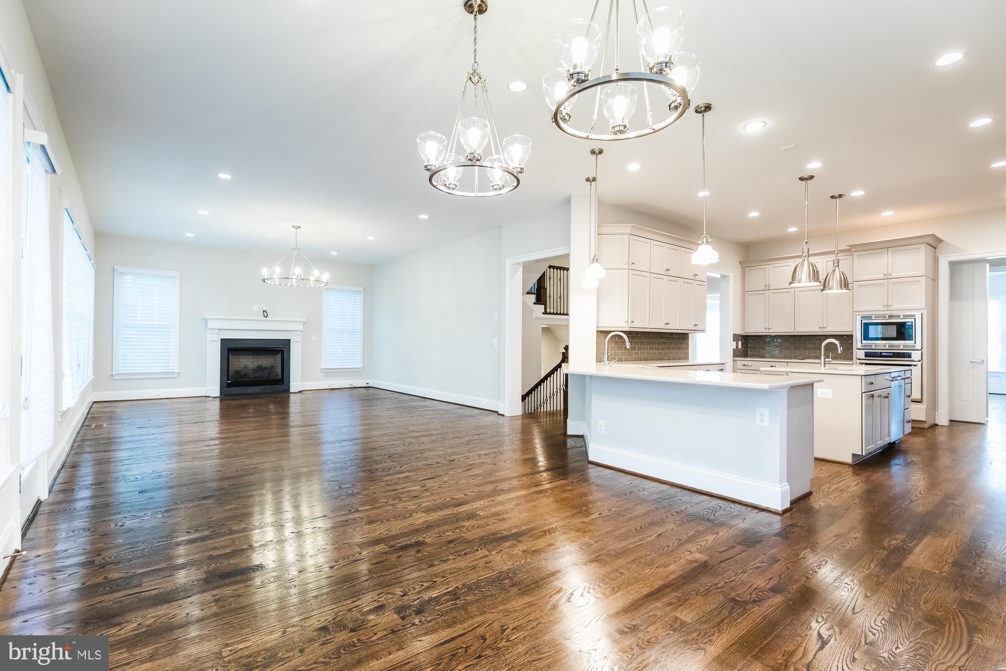 WEST LANGLEY - Residential