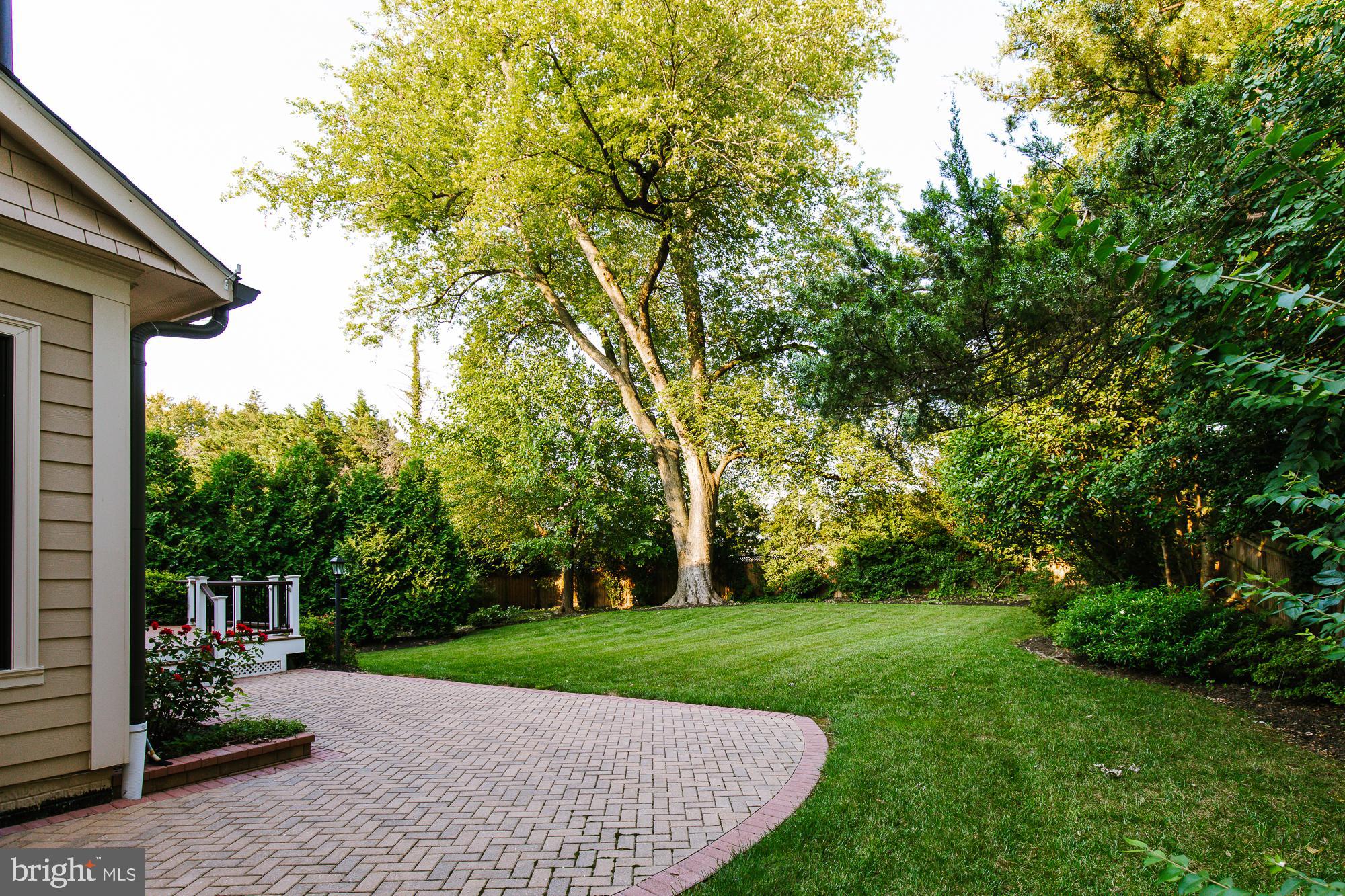 WEST LANGLEY - Residential