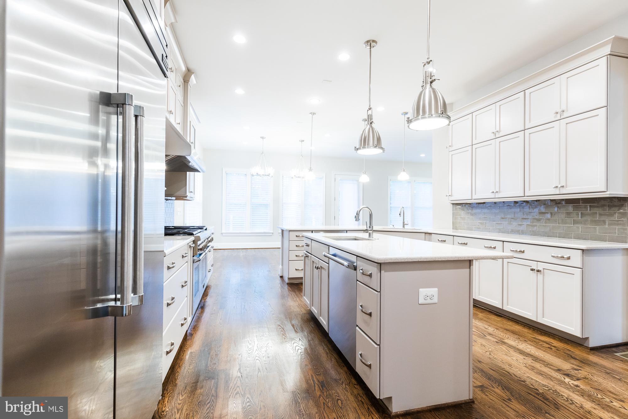 WEST LANGLEY - Residential