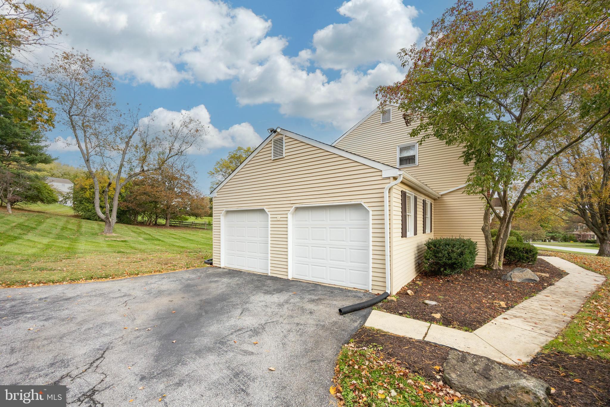 WHITFORD VILLAGE - Residential