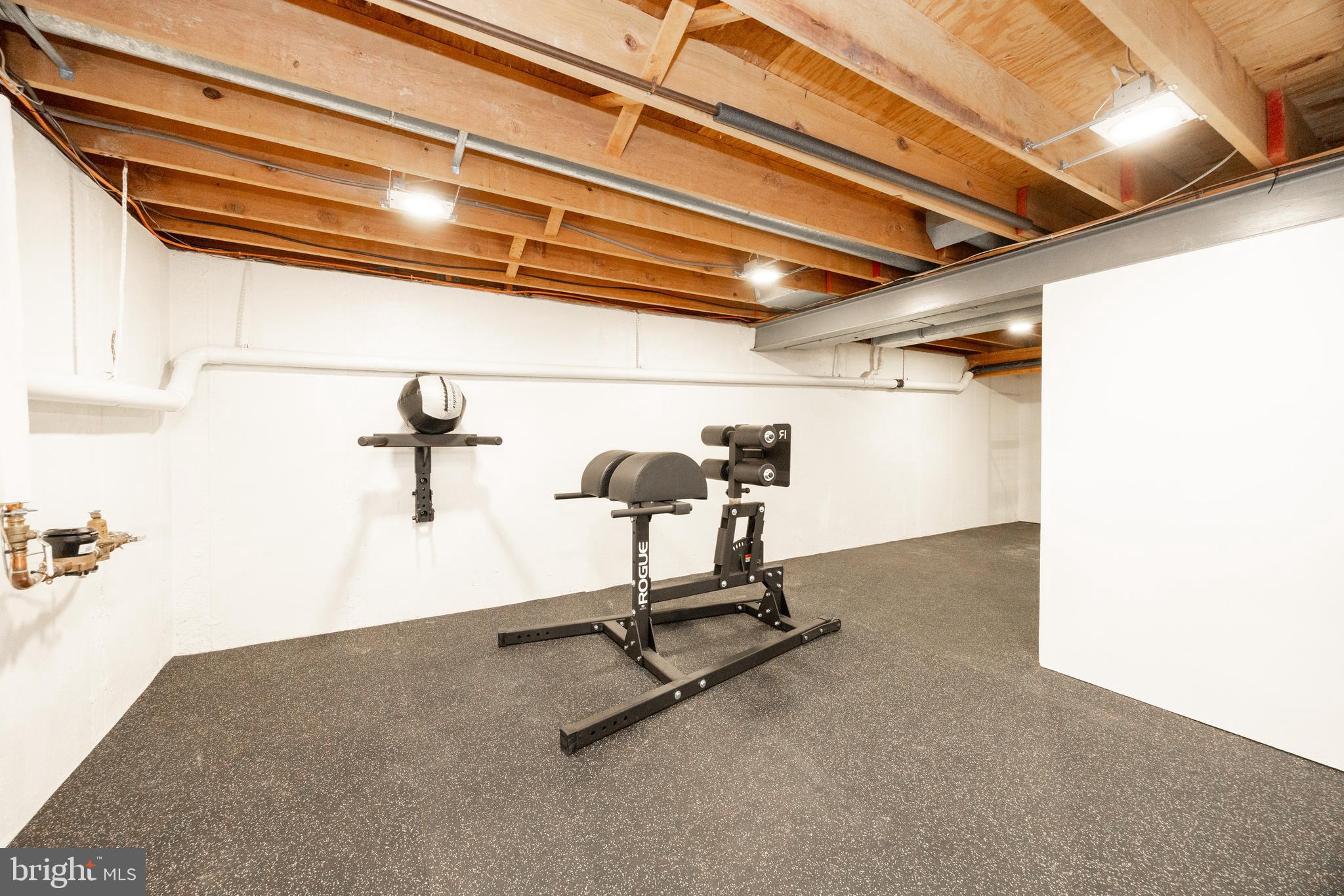 WHITFORD VILLAGE - Residential