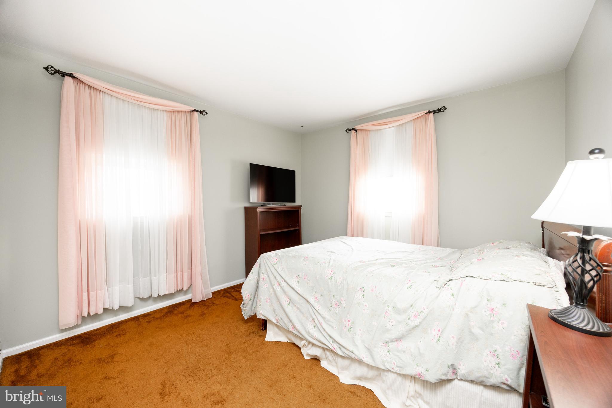 WHITFORD VILLAGE - Residential